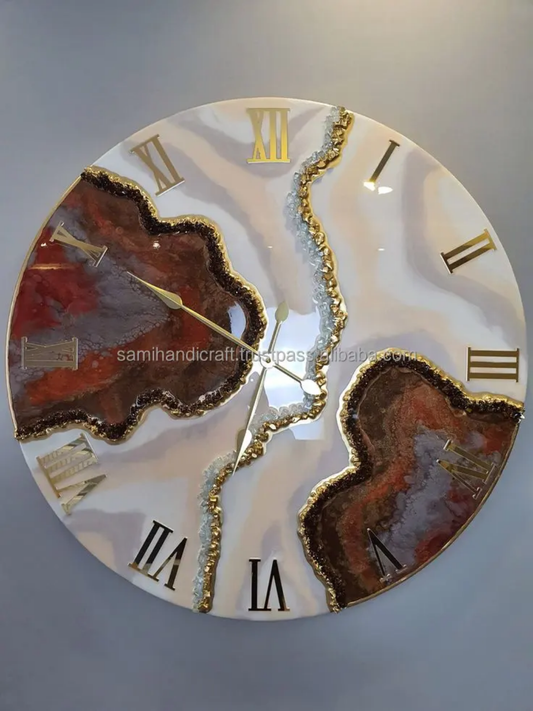 Coeurs, horloge murale, porte-clé, boucles d'oreilles, stylos...etc en résine personnalisée